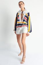 PANTALONI SCURTI DIN TRICOT CLASICI